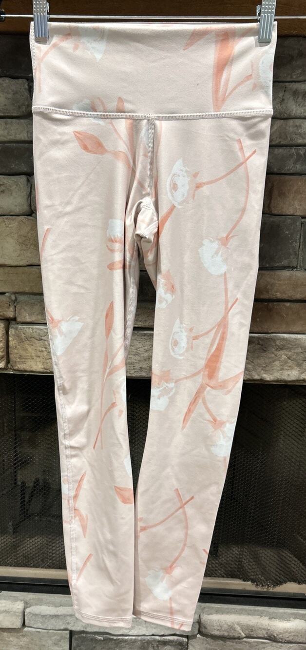 Women’s FABLETICS Pink Floral High Waisted 7/8 Power flex Leggings XS *B7